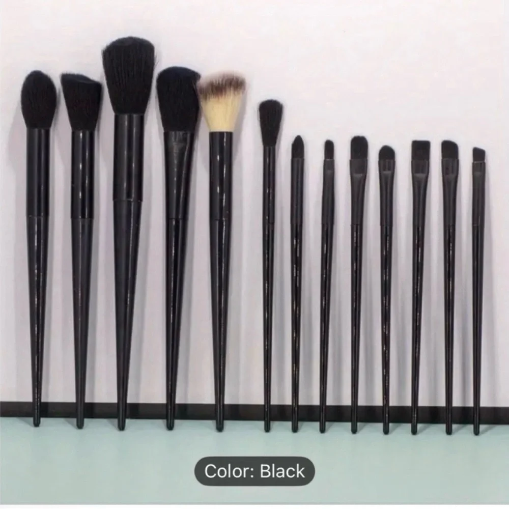 13 pc Makeup Brush Set with Matching Pouch